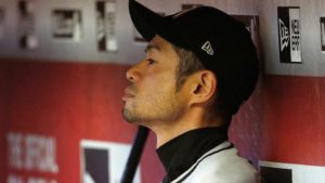  Ichiro Suzuki firma con Marineros de Seattle