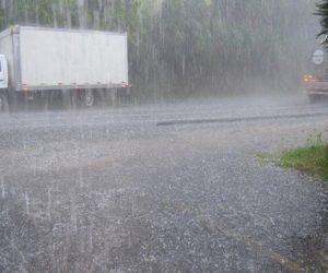 Onamet mantiene provincias en alerta meteorológica y  pronostica lluvias por incidencia de vaguada