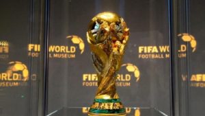 Copa del mundo regresa Rusia tras gira más larga de la historia