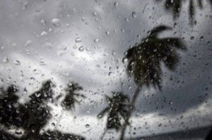 Onamet mantiene en alerta y aviso meteorológico a varias provincias debido a vaguada 