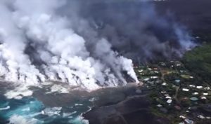 Videos: Así 'se traga' la lava vecindarios enteros de la Isla Grande de Hawái