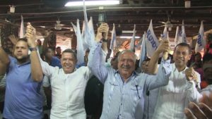 Dirigentes y simpatizantes del PRD se reúnen en Azua