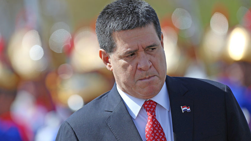 Paraguay: Cartes retira su renuncia a la Presidencia y no jurará como senador