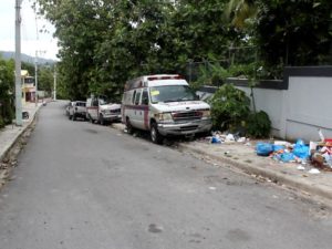 Pastores evangélicos de Samaná denuncian falta de equipos médicos y ambulancia en hospital de Sánchez