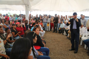Presidente Medina realiza visita sorpresa en San Pedro de Macorís