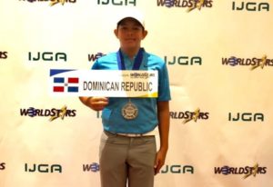 Golfista dominicano Kevin Rodríguez, entre los primeros 10 del World Stars Championship 