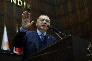 Presidente de Turquía inicia nuevo mandato con poderes reforzados