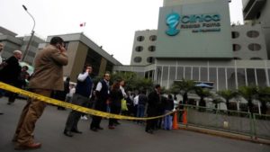 Lima: Dos mochilas cargadas con explosivos estallan en una clínica
