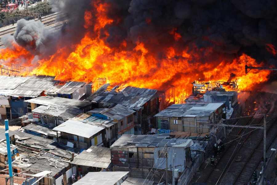 Cuatro personas mueren por un incendio en una favela de Sao Paulo