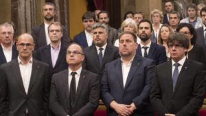 Madrid: juez suspende de sus funciones a Puigdemont y a otros cinco diputados