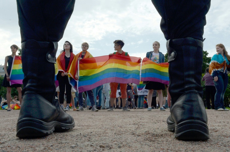 Detienen 30 activistas LGTB en San Petersburgo