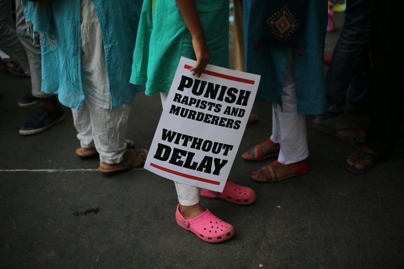 India: buscan a sospechosos de drogar y violar a una adolescente