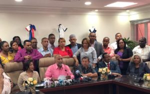Eduardo Hidalgo reconoce triunfo de Xiomara Guante en elecciones ADP


