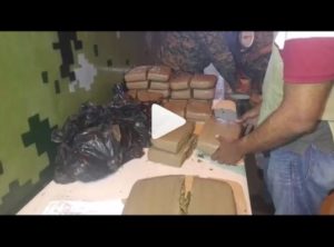 Apresan hombre con 17 paquetes de presunta marihuana en Dajabón  