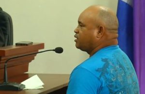 Padre de Emely Peguero rinde declaración en juicio a imputados por muerte de su hija