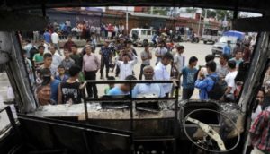 Accidente de un bus escolar en Nepal deja 23 muertos