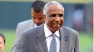  Fallece primer gerente afroamericano en la Liga Mayor de Béisbol, Frank Robinson