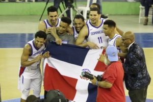 Mendoza encabeza victoria RD sobre Venezuela; el país a un paso del boleto al mundial FIBA 2019