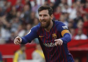 Lionel Messi lidera triunfo del Barcelona con el triplete número 50 de su carrera