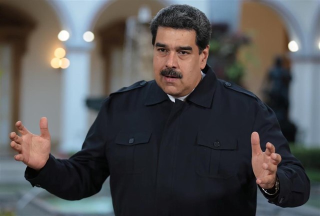Maduro anuncia cierre de la frontera con Brasil "hasta nuevo aviso"