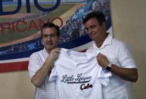 Béisbol cubano abre las puertas a Pequeñas 
Ligas