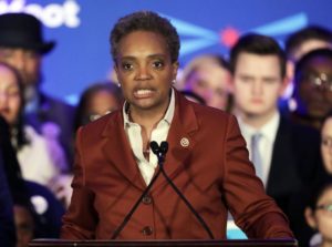 Chicago elige a su primera alcaldesa  negra y homosexual de su historia