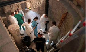 Encuentran en el Colegio de Vaticano huesos de decenas de personas