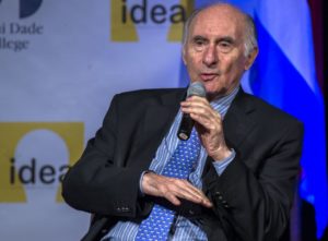 Fallece el expresidente argentino Fernando de la Rúa