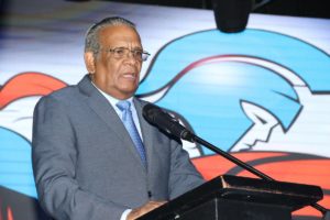 Pabellón de la Fama reconocerá contribución de Roosevelt Comarazamy al deporte dominicano 