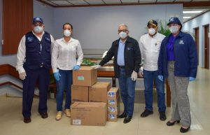 Cementos Cibao dona materiales e insumos al Hospital Antonio Fernández Baitoa en Santiago