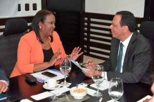 Ministro Peña Mirabal felicita a la ADP por su 50 aniversario; resalta sus aportes