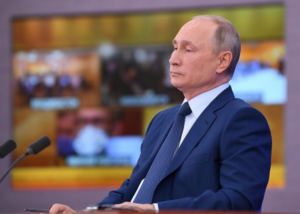 Putin tiende la mano a Biden, pero acusa a EEUU de meter cizaña en Rusia