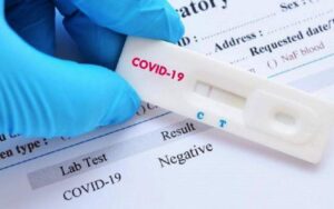 Reportan 2,370 nuevos casos de contagios COVID-19, un aumento del uso de camas UCI y ventiladores