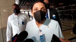 Interrogan por segunda ocasión a Margarita Melenciano, miembro de la Cámara de Cuentas