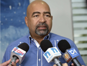 Abogado asegura armas incautadas en casa política de Abel Martínez cuentan con permisos legales