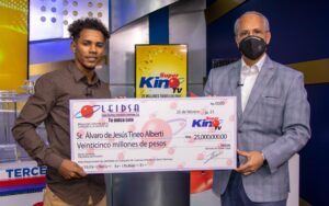 Estudiante de agronomía gana RD$25 millones con el Súper Kino TV de Leidsa