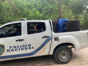 PN desmantela fábrica de bebidas clandestina en Postrer Río, Independencia