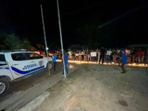  Exigen justicia por  jóvenes muertos durante tiroteo en bar clandestino de Guaraguao