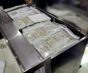 Federales PR incautan más de US$1M en divisas en camino a República Dominicana en Ferry
