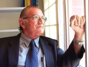 Presidente Luis Abinader declara duelo oficial este lunes por fallecimiento de Marcio Veloz Maggiolo 