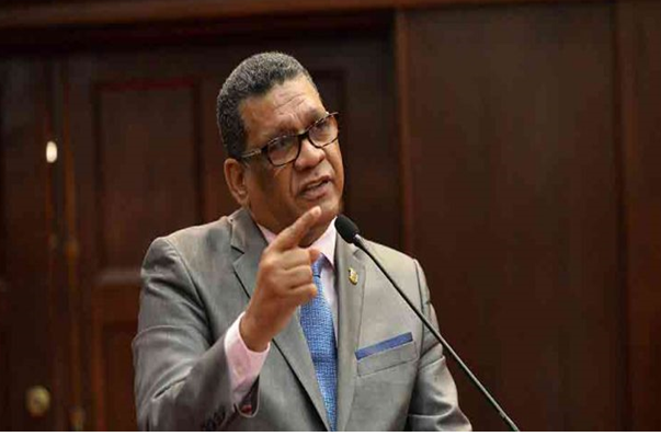 El vocero de los diputados de la Fuerza del Pueblo, Ruben Maldonado, advirtió que su bloque partidario hará una oposición rabiosa al proyecto de ley de Extinción de Dominio