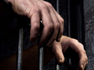 Dictan prisión preventiva a hombre violó señora de 92 años de edad