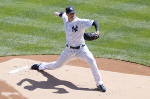 Corey Kluber tira primer no-hitter del siglo para los Yankees