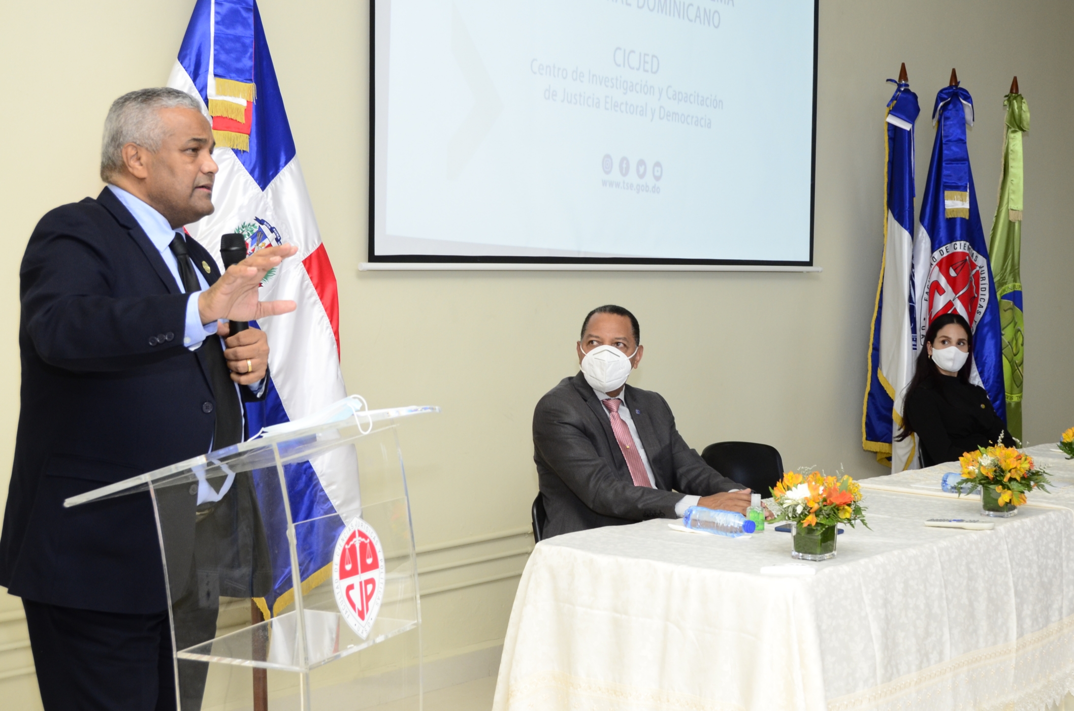 TSE y UASD ofrecen diplomado sobre Sistema Electoral Dominicano