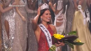 Representante de México, Andrea Meza es la nueva Miss Universo
