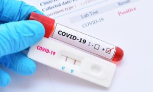 Caen de manera significativa nuevos casos COVID-19 en el país