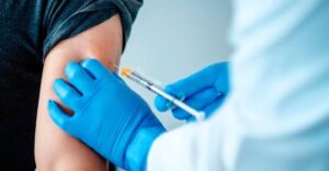 735 mil jóvenes fueron inoculados primera semana jornada masiva de vacunación b