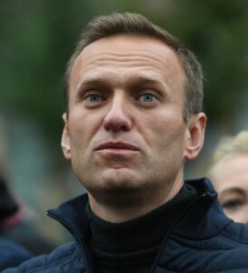 Tras huelga de hambre, opositor ruso Navalni se encuentra en recuperación  