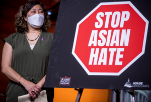 Cámara Baja de EE.UU. avala propuesta contra delitos de odio hacia asiáticos