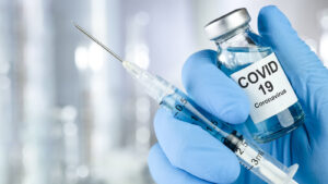 OMS asegura vacunas existentes son eficaces contra la cepa Delta del COVID-19
